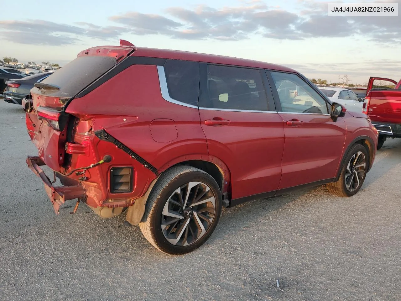 2022 Mitsubishi Outlander Se VIN: JA4J4UA82NZ021966 Lot: 76583994