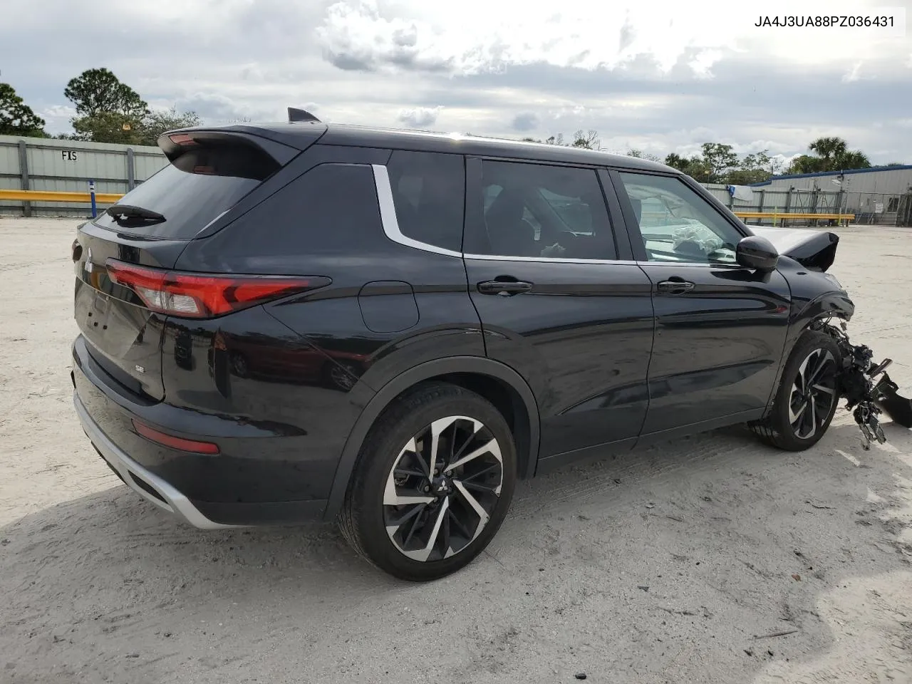 2023 Mitsubishi Outlander Se VIN: JA4J3UA88PZ036431 Lot: 77595084