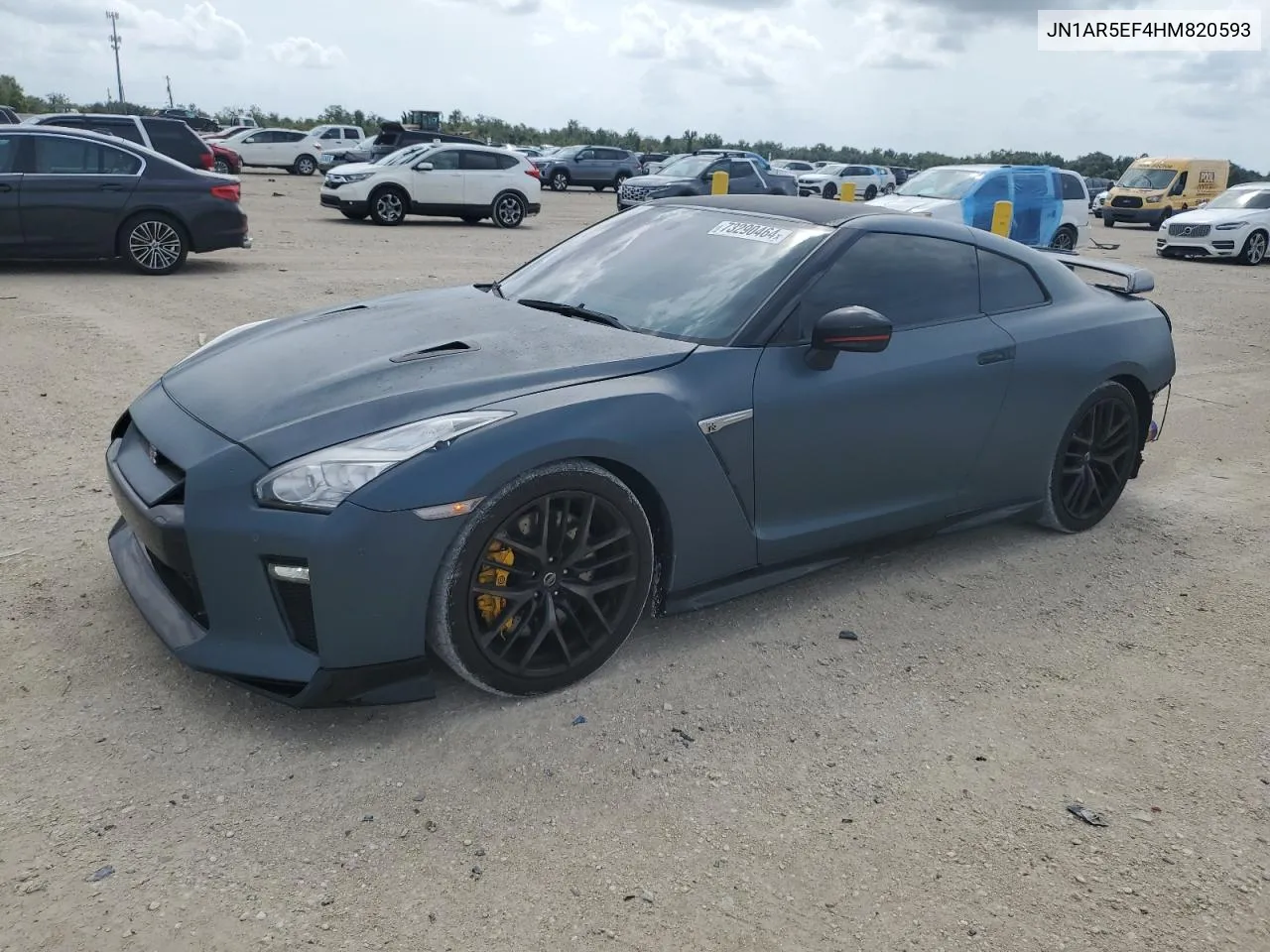 JN1AR5EF4HM820593 2017 Nissan Gt-R Premium