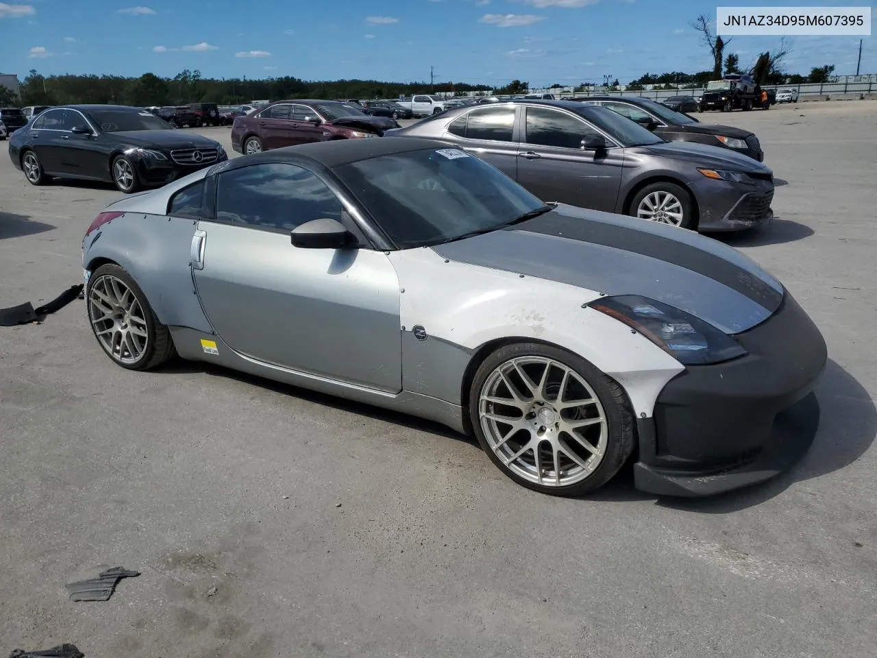 2005 Nissan 350Z Coupe VIN: JN1AZ34D95M607395 Lot: 76422734