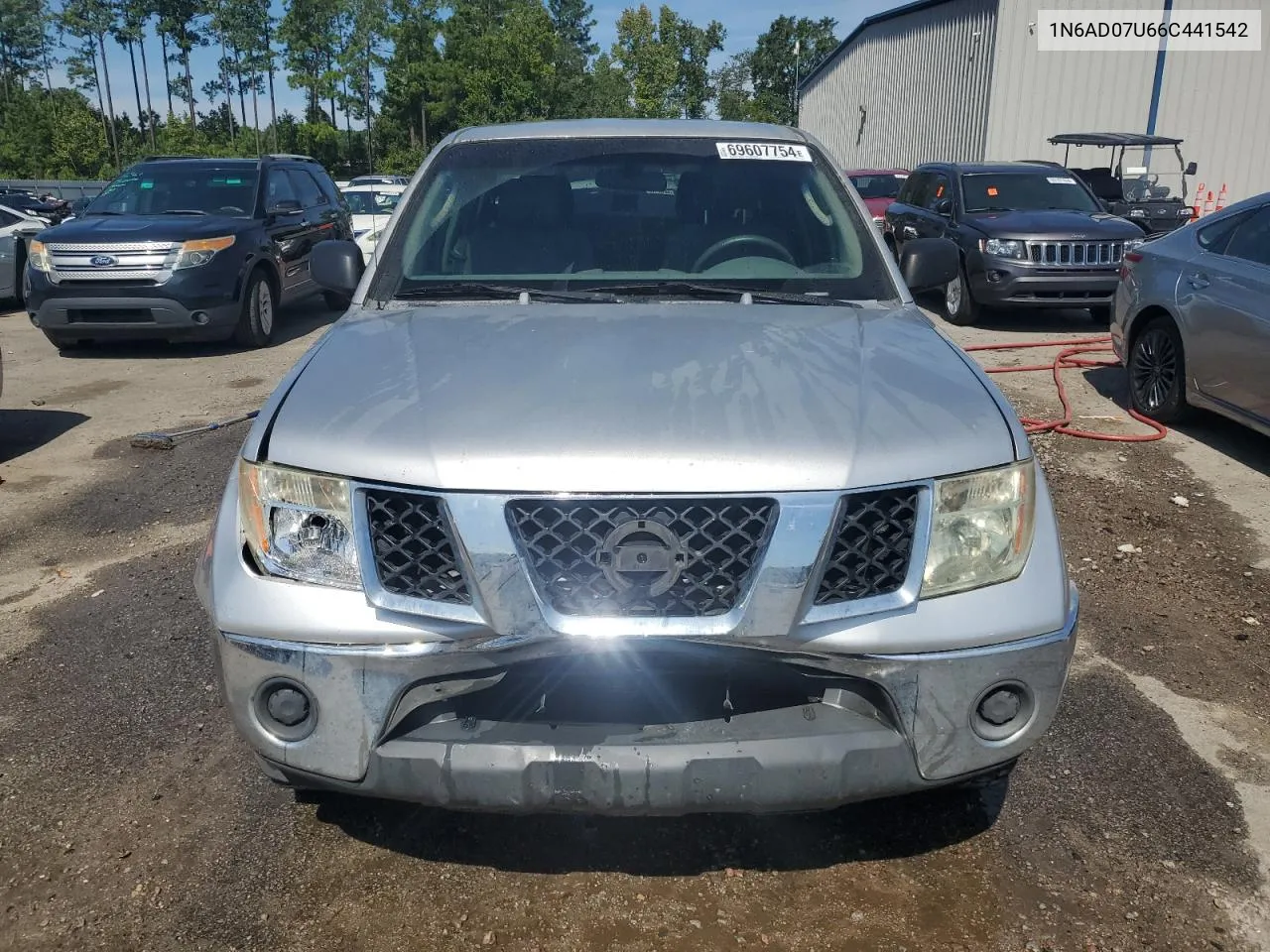 1N6AD07U66C441542 2006 Nissan Frontier Crew Cab Le