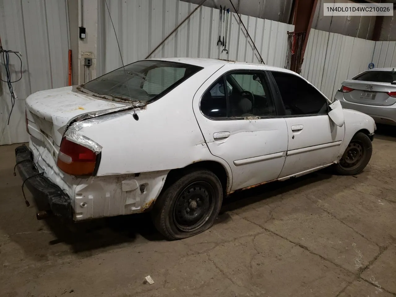 1N4DL01D4WC210026 1998 Nissan Altima Xe