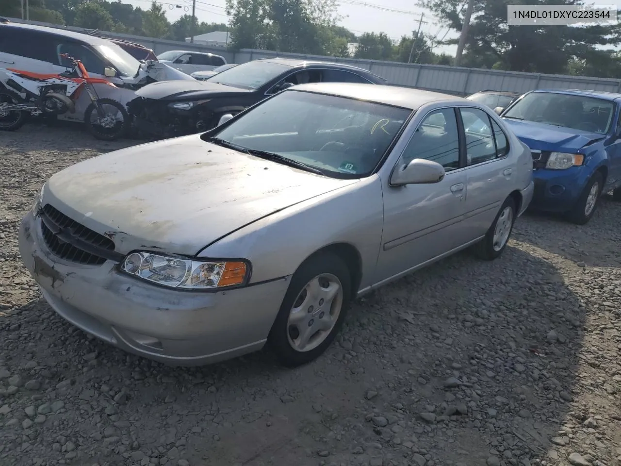 1N4DL01DXYC223544 2000 Nissan Altima Xe