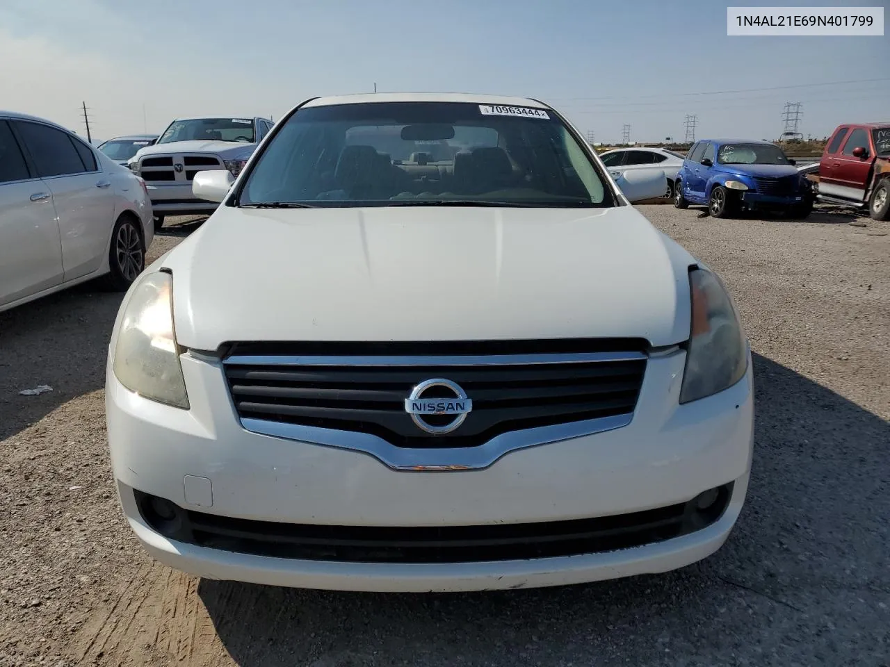 1N4AL21E69N401799 2009 Nissan Altima 2.5