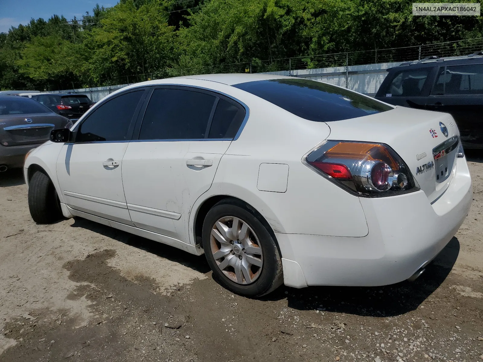 2010 Nissan Altima Base VIN: 1N4AL2APXAC186042 Lot: 67171194