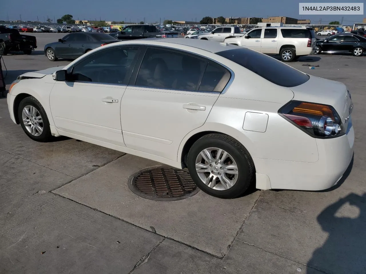 2011 Nissan Altima Base VIN: 1N4AL2AP3BN432483 Lot: 68710984