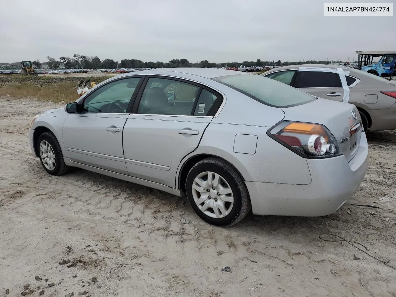 2011 Nissan Altima Base VIN: 1N4AL2AP7BN424774 Lot: 70649704