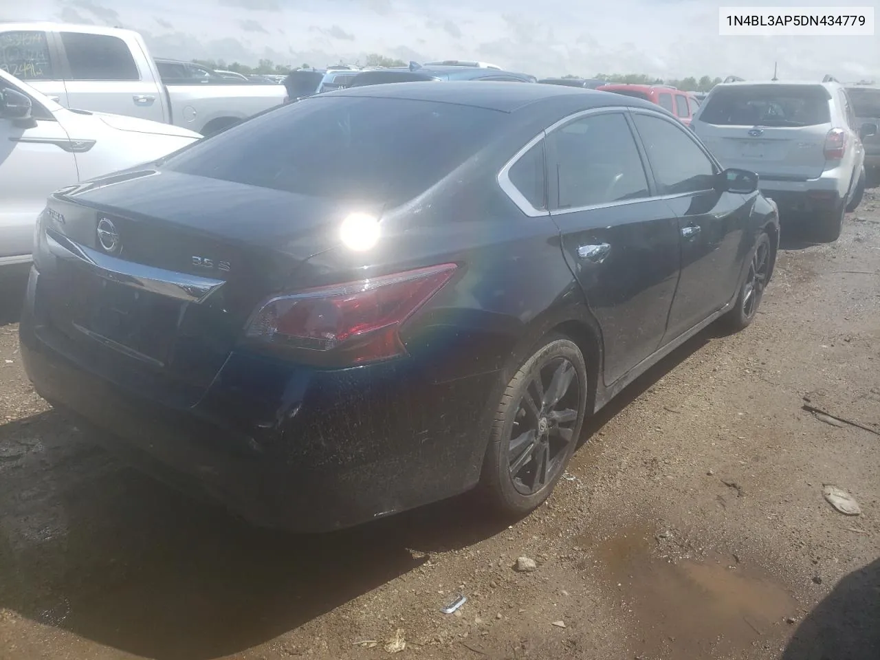 2013 Nissan Altima 3.5S VIN: 1N4BL3AP5DN434779 Lot: 53770534