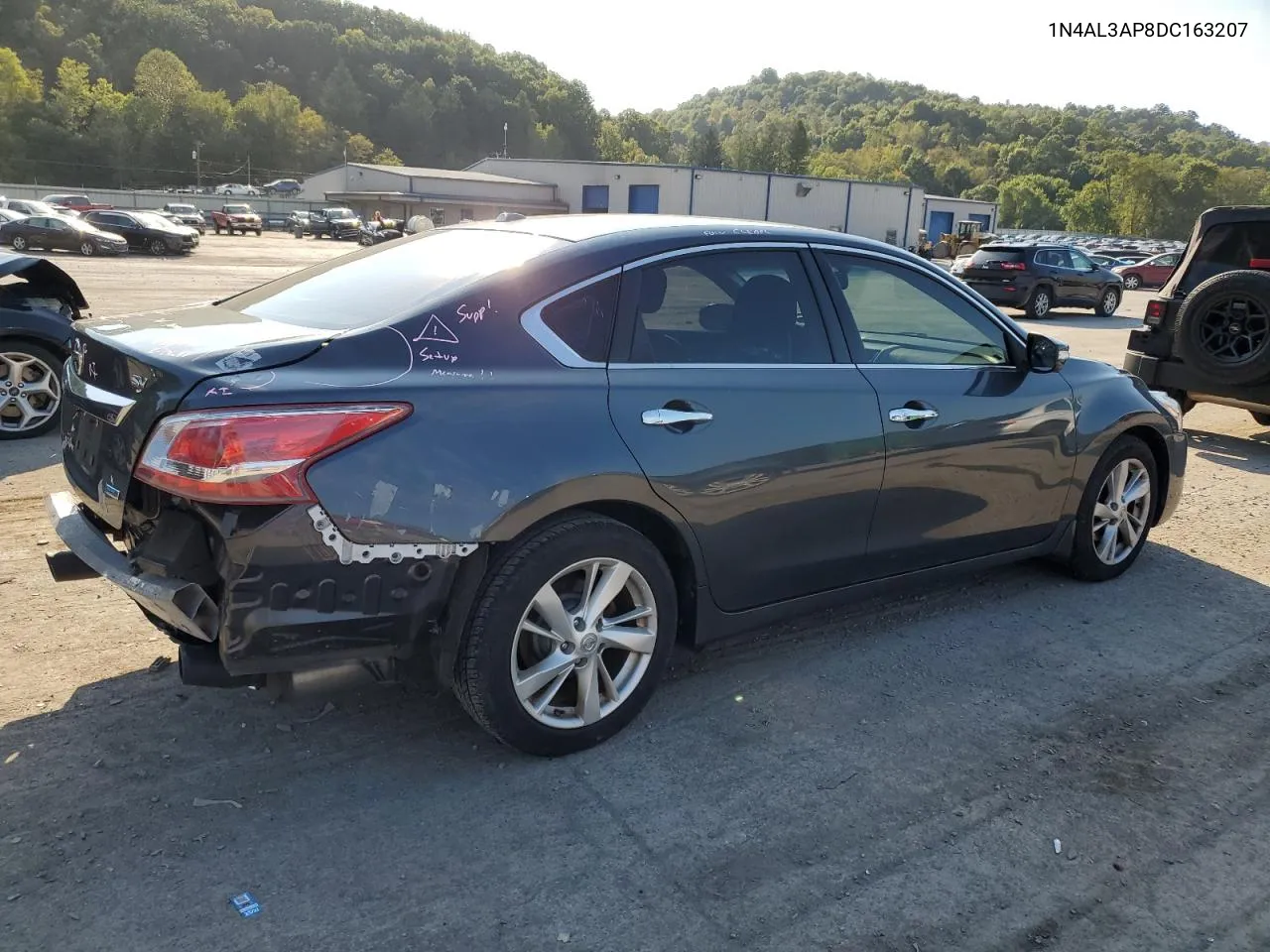 2013 Nissan Altima 2.5 VIN: 1N4AL3AP8DC163207 Lot: 69984854