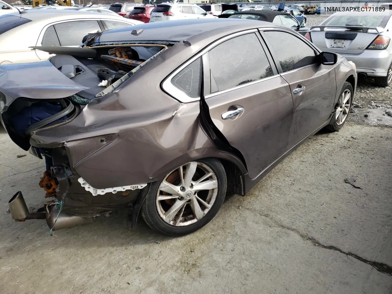 1N4AL3APXEC171889 2014 Nissan Altima 2.5