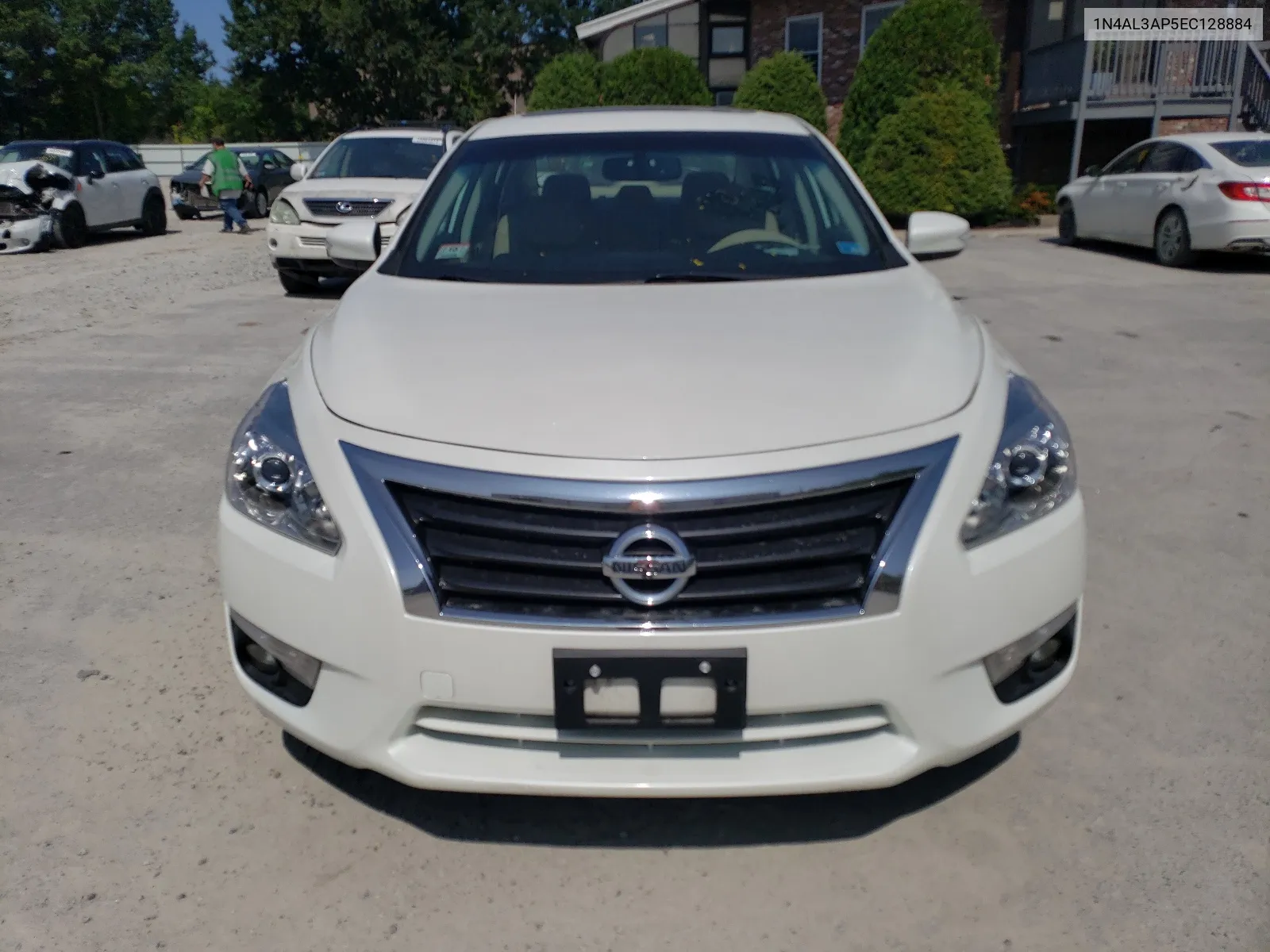 1N4AL3AP5EC128884 2014 Nissan Altima 2.5