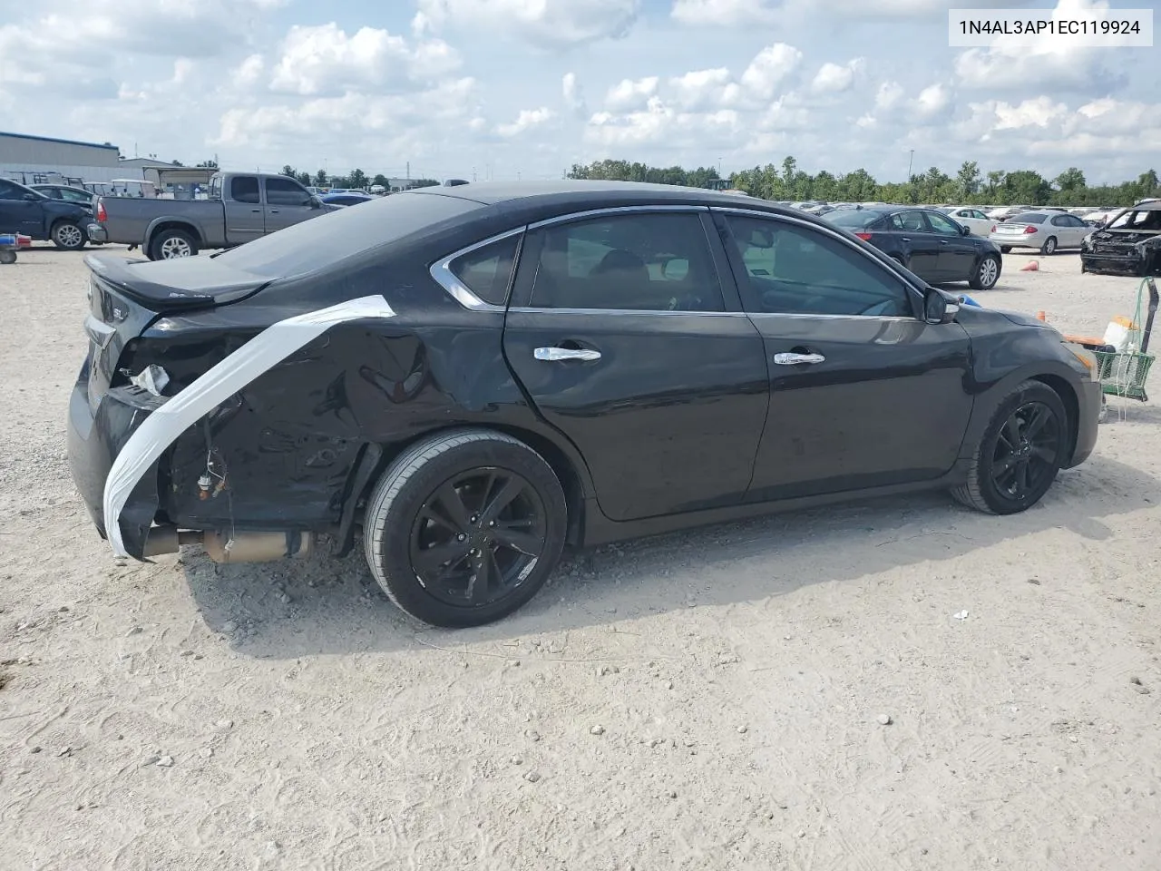 2014 Nissan Altima 2.5 VIN: 1N4AL3AP1EC119924 Lot: 68230634