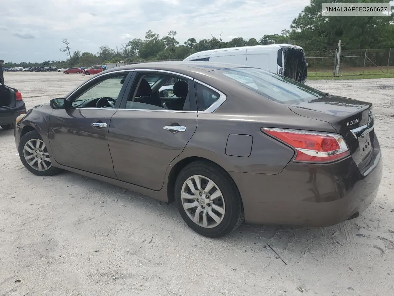 2014 Nissan Altima 2.5 VIN: 1N4AL3AP6EC266627 Lot: 71132434