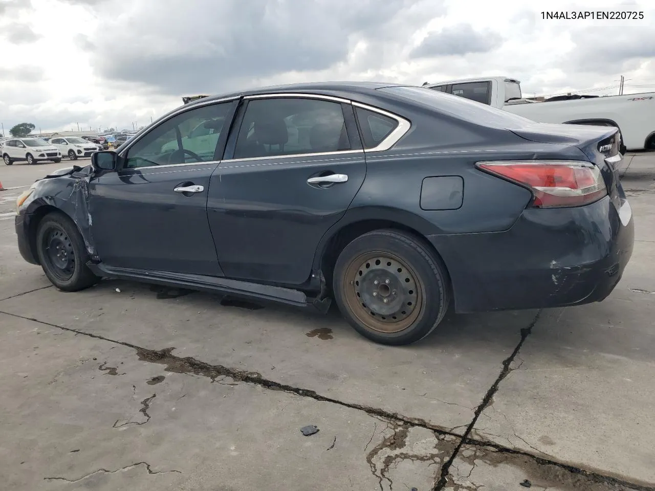 2014 Nissan Altima 2.5 VIN: 1N4AL3AP1EN220725 Lot: 71263824