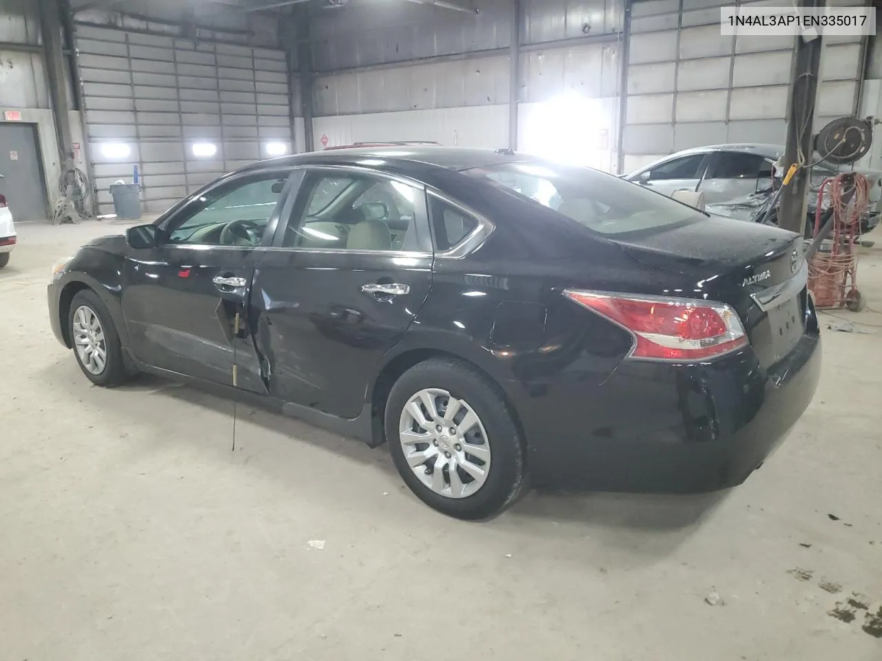 1N4AL3AP1EN335017 2014 Nissan Altima 2.5