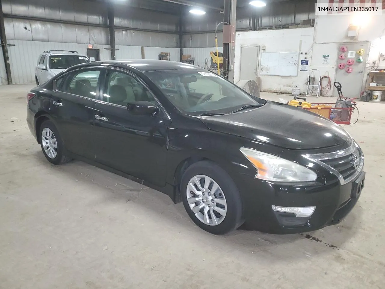 2014 Nissan Altima 2.5 VIN: 1N4AL3AP1EN335017 Lot: 77115884