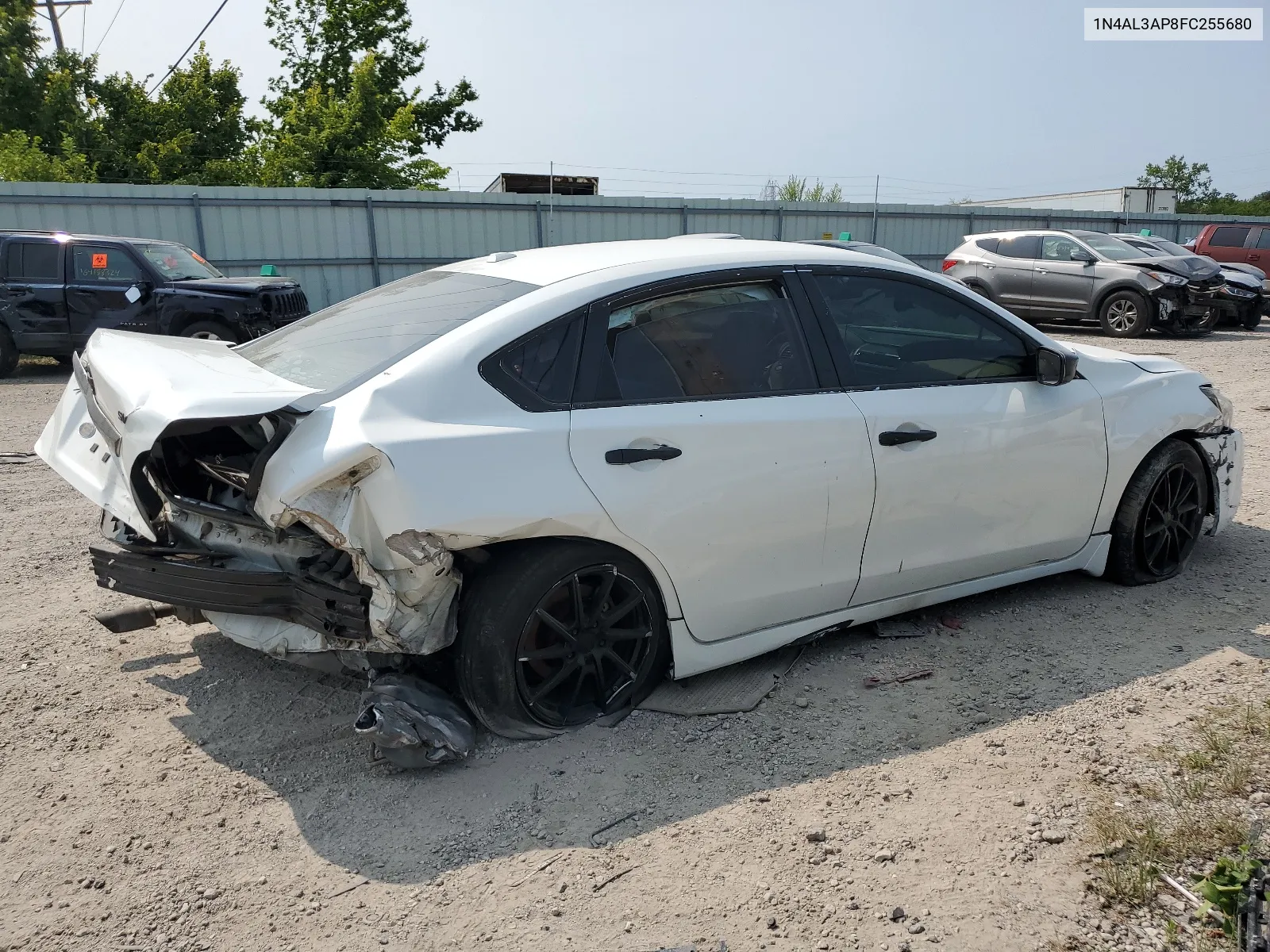 2015 Nissan Altima 2.5 VIN: 1N4AL3AP8FC255680 Lot: 64800944