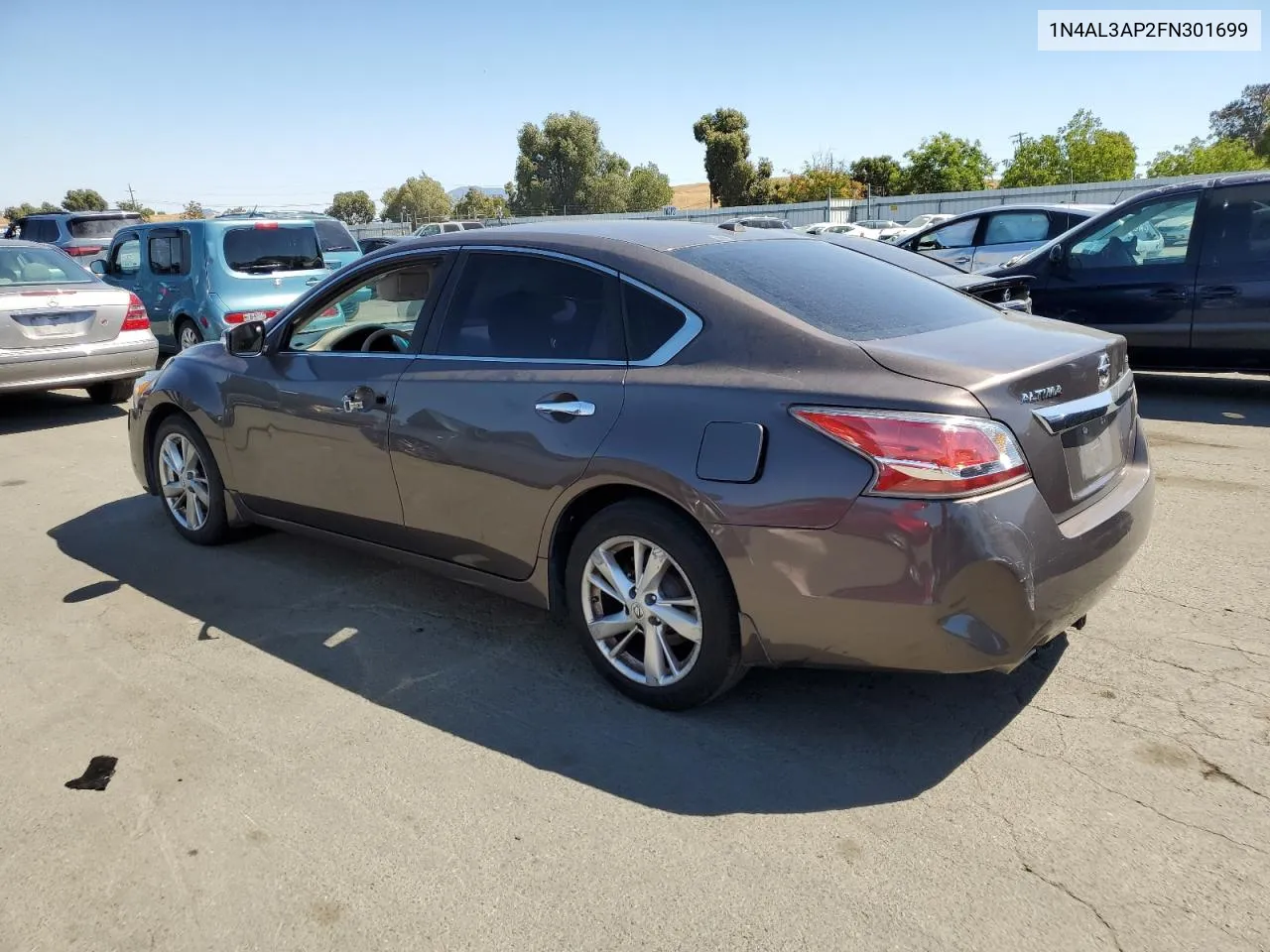 1N4AL3AP2FN301699 2015 Nissan Altima 2.5