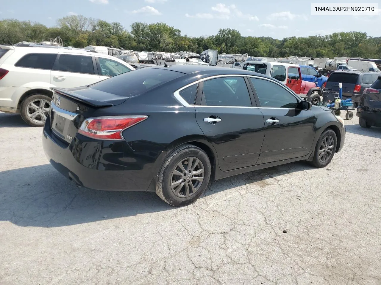 2015 Nissan Altima 2.5 VIN: 1N4AL3AP2FN920710 Lot: 71249344