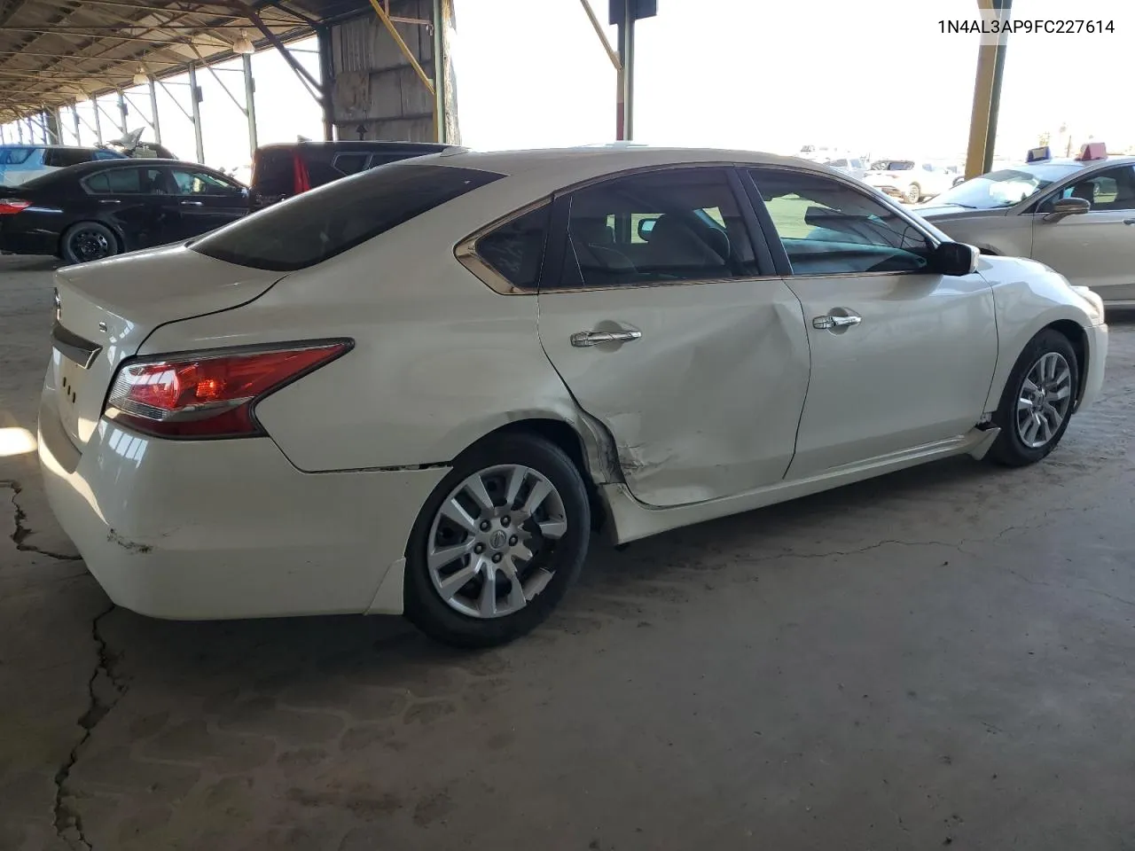 2015 Nissan Altima 2.5 VIN: 1N4AL3AP9FC227614 Lot: 74147234