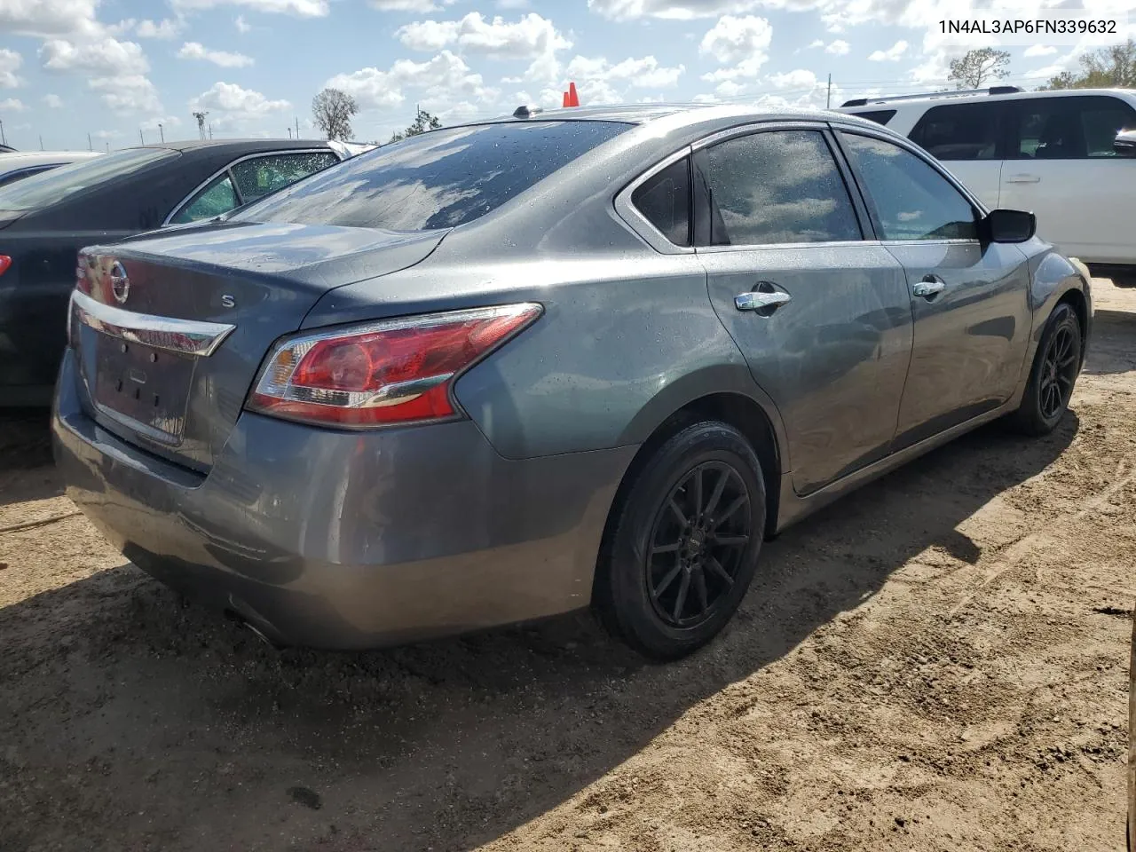 2015 Nissan Altima 2.5 VIN: 1N4AL3AP6FN339632 Lot: 76824124