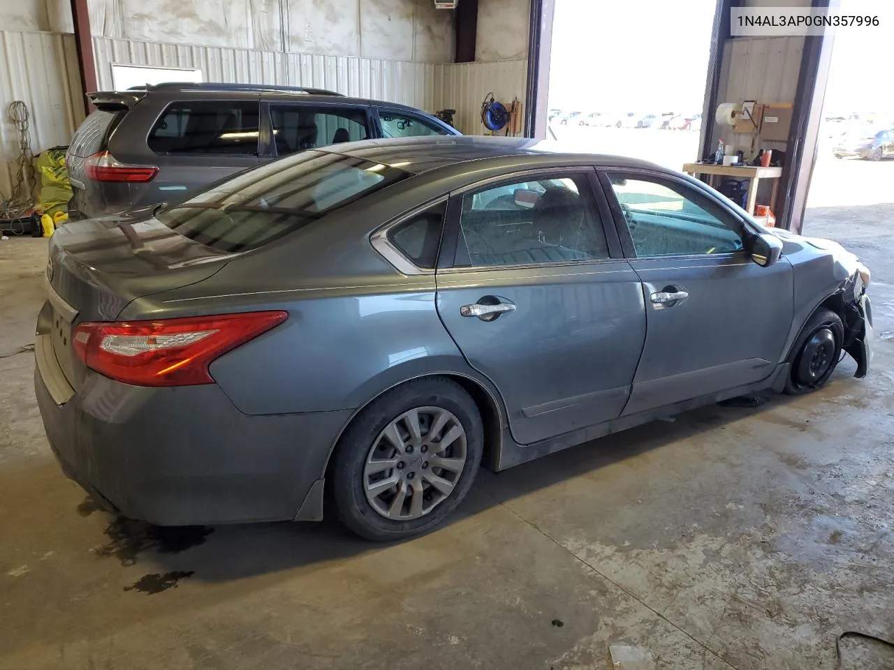 1N4AL3AP0GN357996 2016 Nissan Altima 2.5