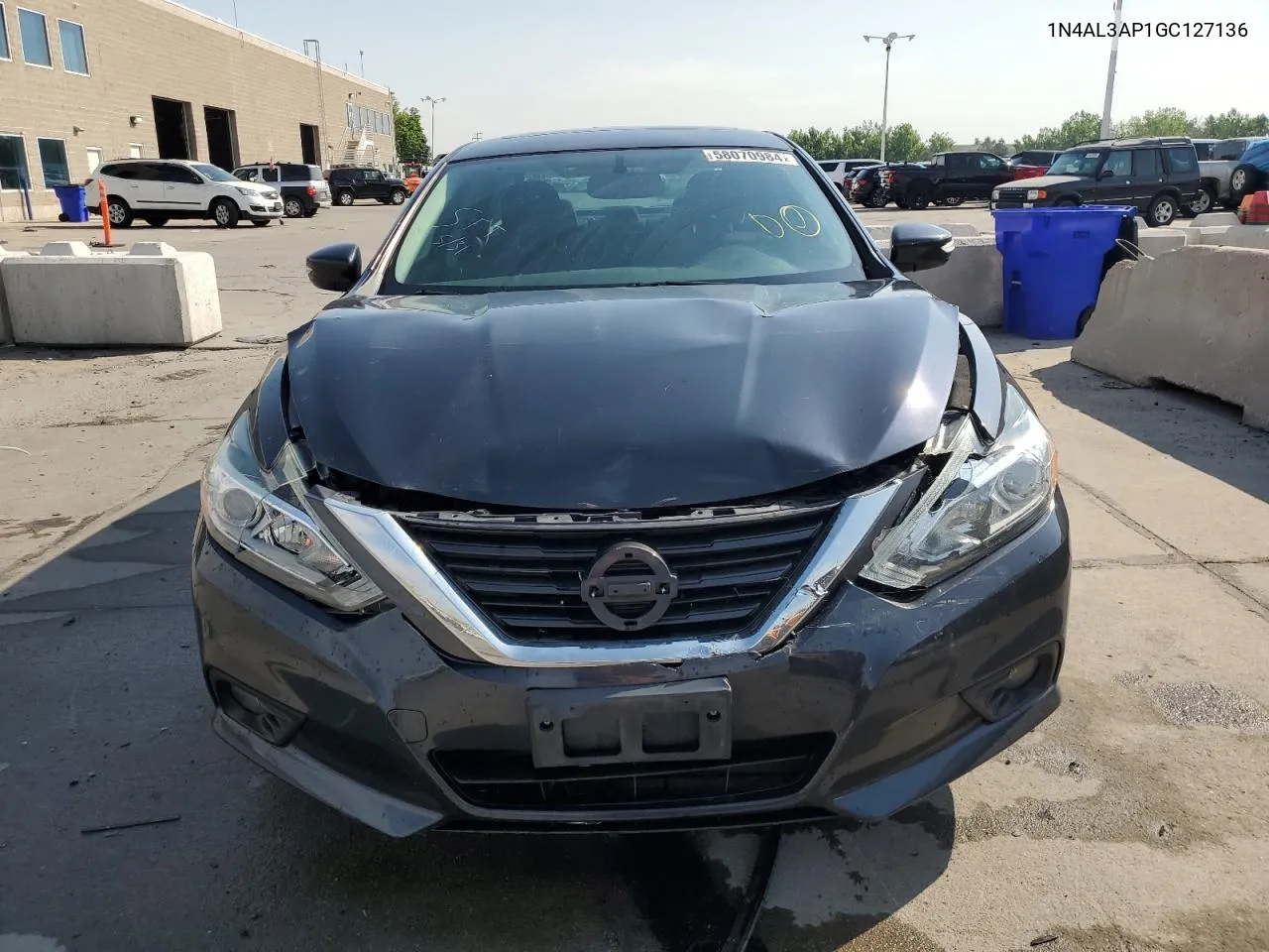 1N4AL3AP1GC127136 2016 Nissan Altima 2.5