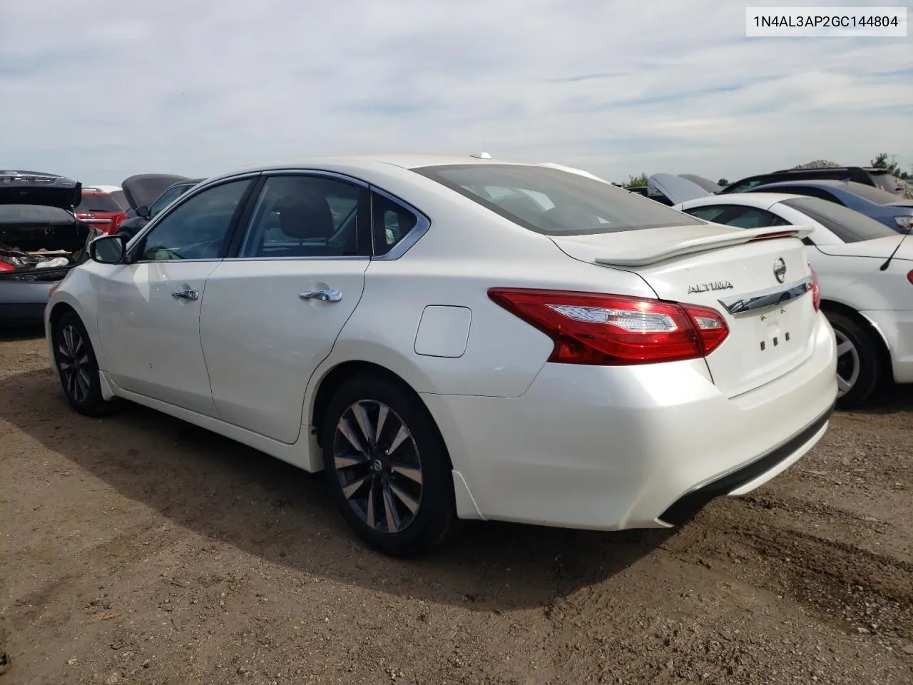 1N4AL3AP2GC144804 2016 Nissan Altima 2.5