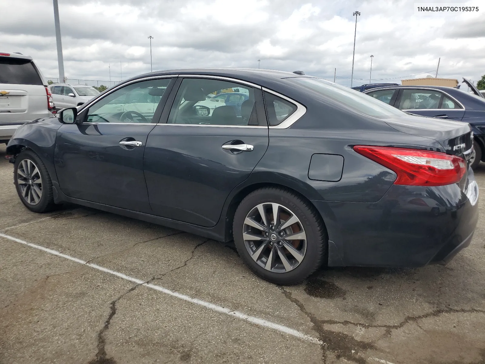 1N4AL3AP7GC195375 2016 Nissan Altima 2.5