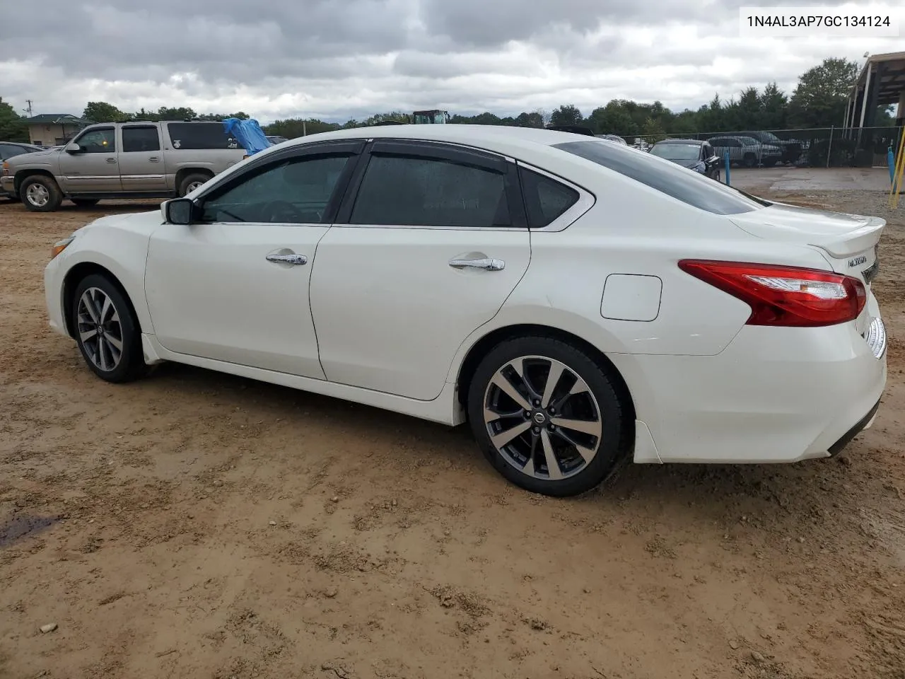 1N4AL3AP7GC134124 2016 Nissan Altima 2.5