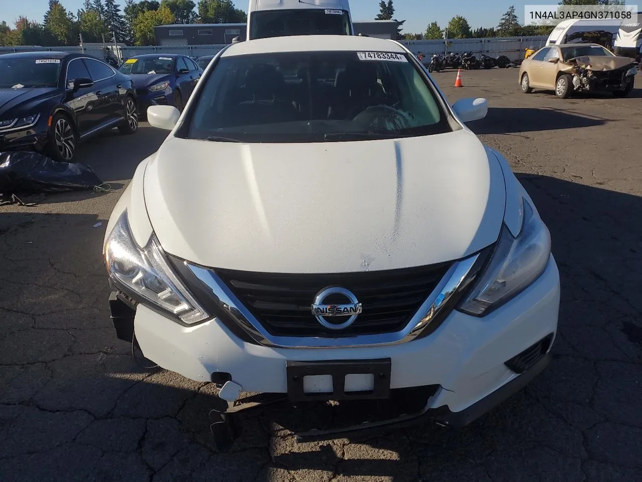 1N4AL3AP4GN371058 2016 Nissan Altima 2.5