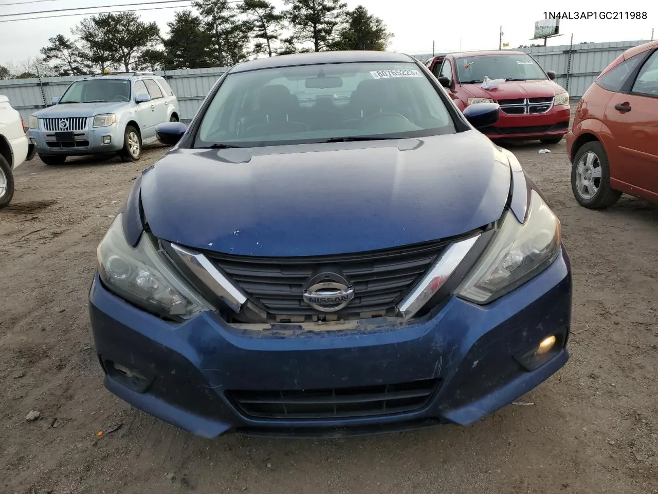 1N4AL3AP1GC211988 2016 Nissan Altima 2.5