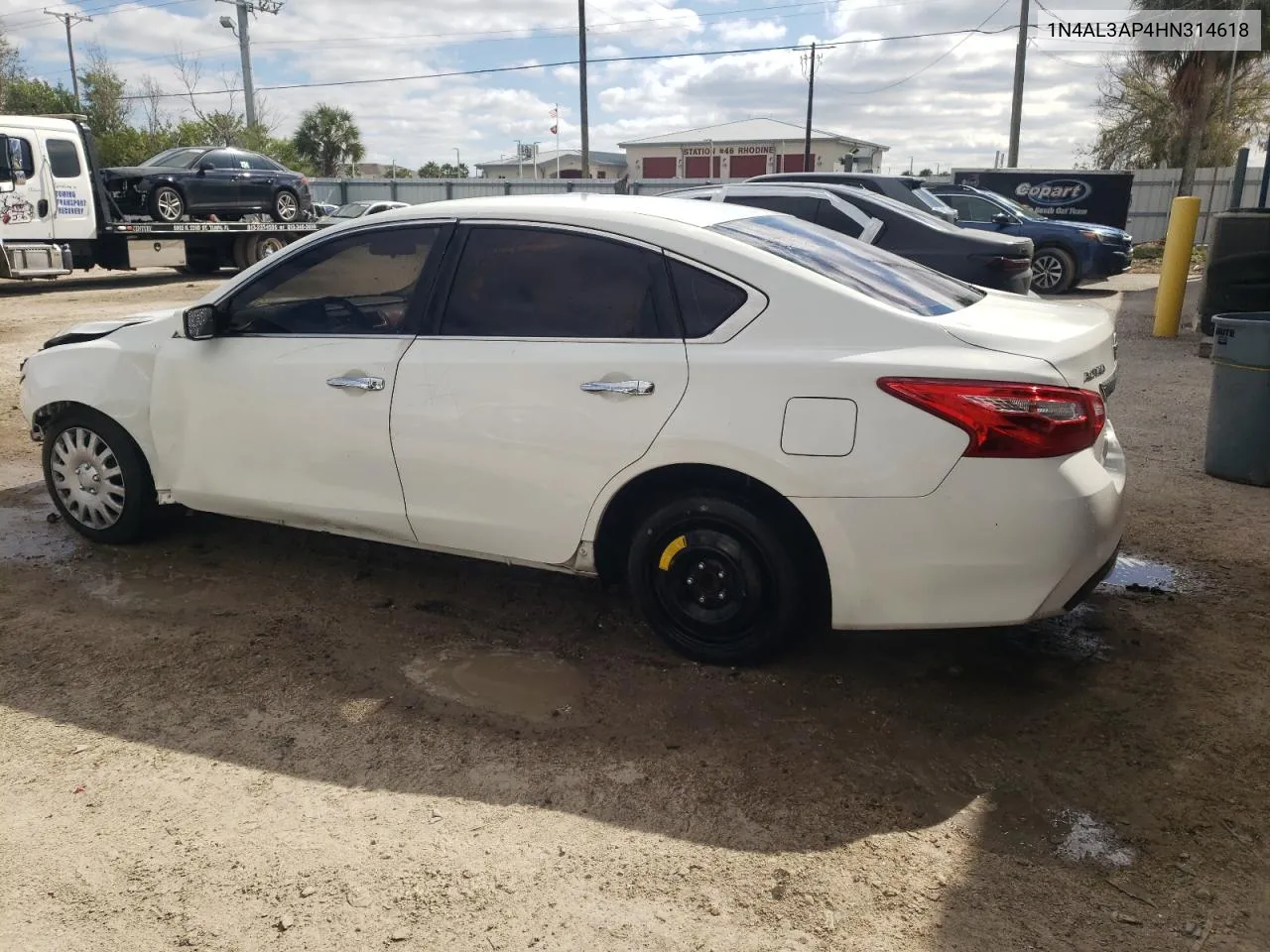 2017 Nissan Altima 2.5 VIN: 1N4AL3AP4HN314618 Lot: 40591024