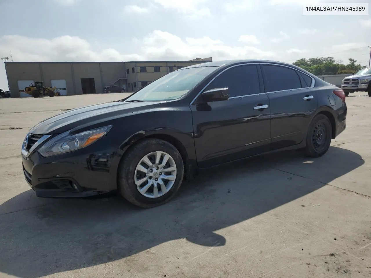 2017 Nissan Altima 2.5 VIN: 1N4AL3AP7HN345989 Lot: 52411754