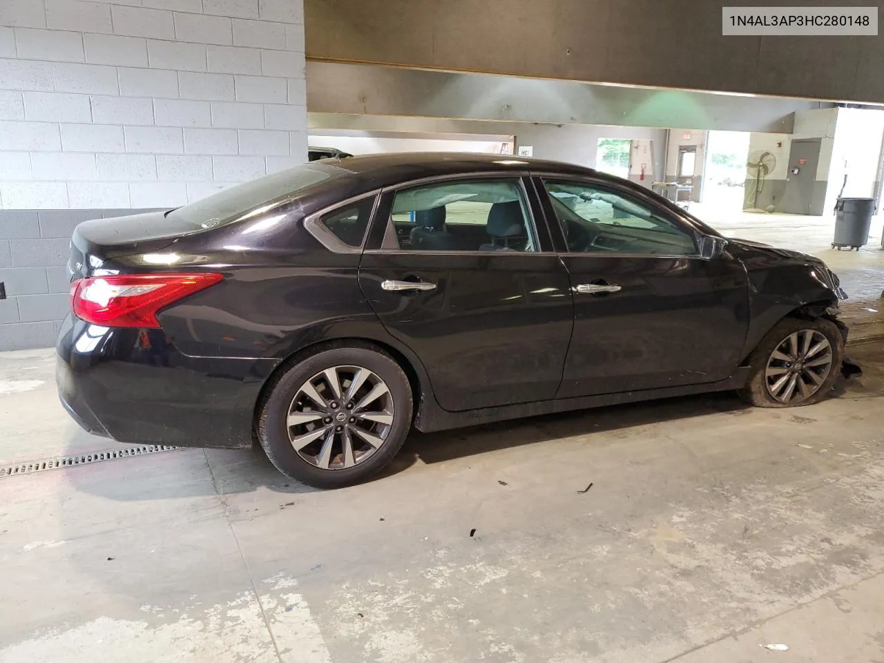 2017 Nissan Altima 2.5 VIN: 1N4AL3AP3HC280148 Lot: 55667044