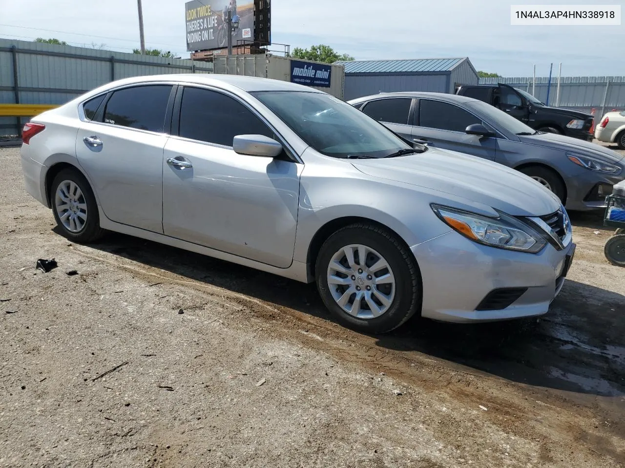 1N4AL3AP4HN338918 2017 Nissan Altima 2.5