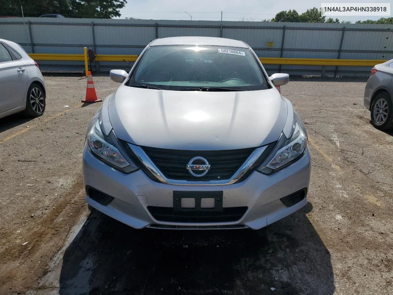 1N4AL3AP4HN338918 2017 Nissan Altima 2.5