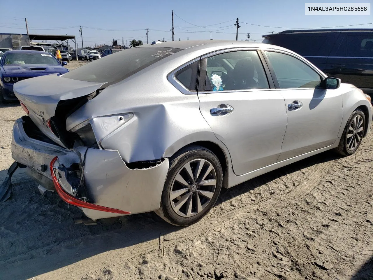 2017 Nissan Altima 2.5 VIN: 1N4AL3AP5HC285688 Lot: 61337424