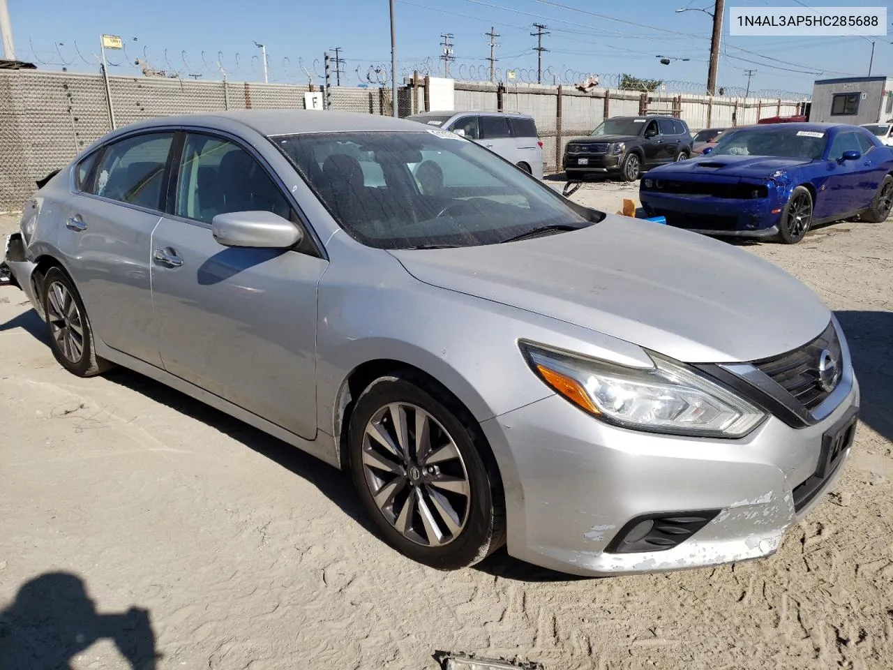 2017 Nissan Altima 2.5 VIN: 1N4AL3AP5HC285688 Lot: 61337424