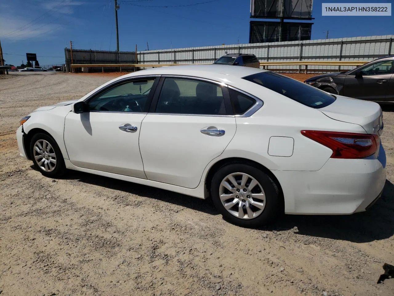 2017 Nissan Altima 2.5 VIN: 1N4AL3AP1HN358222 Lot: 62806044