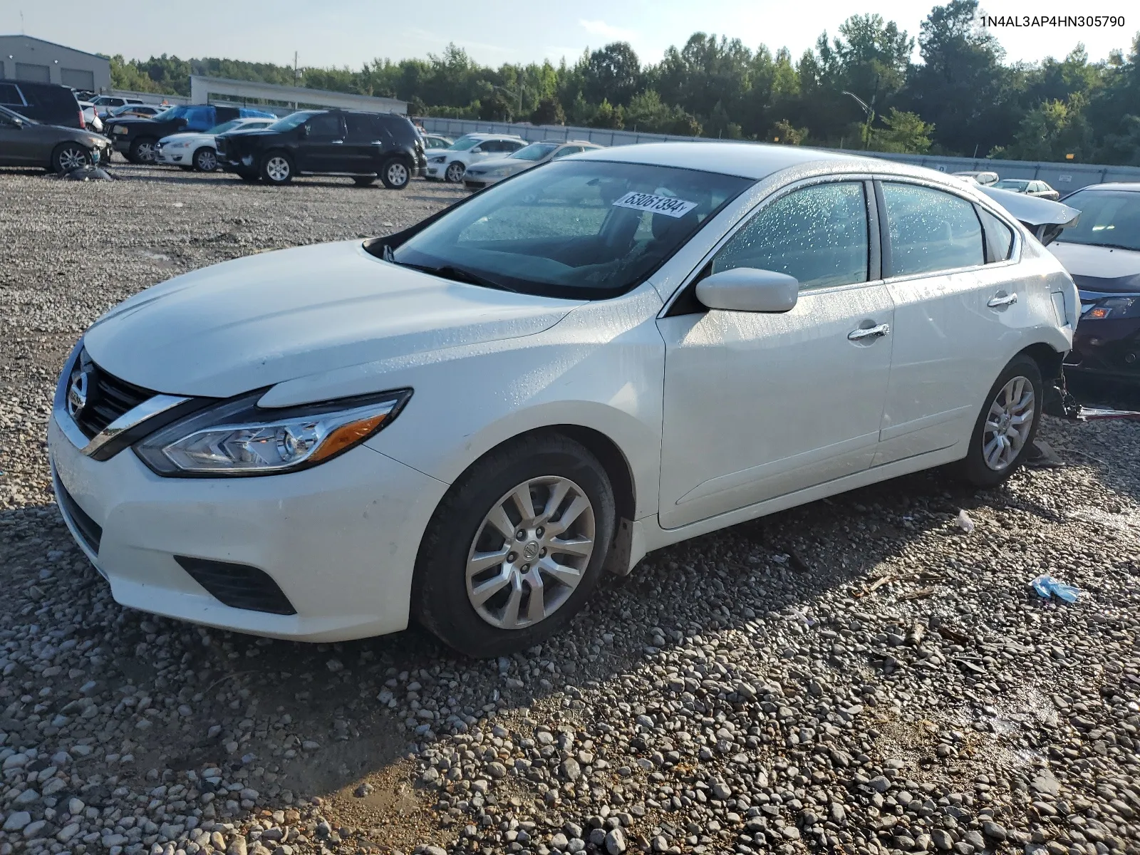 2017 Nissan Altima 2.5 VIN: 1N4AL3AP4HN305790 Lot: 63061394