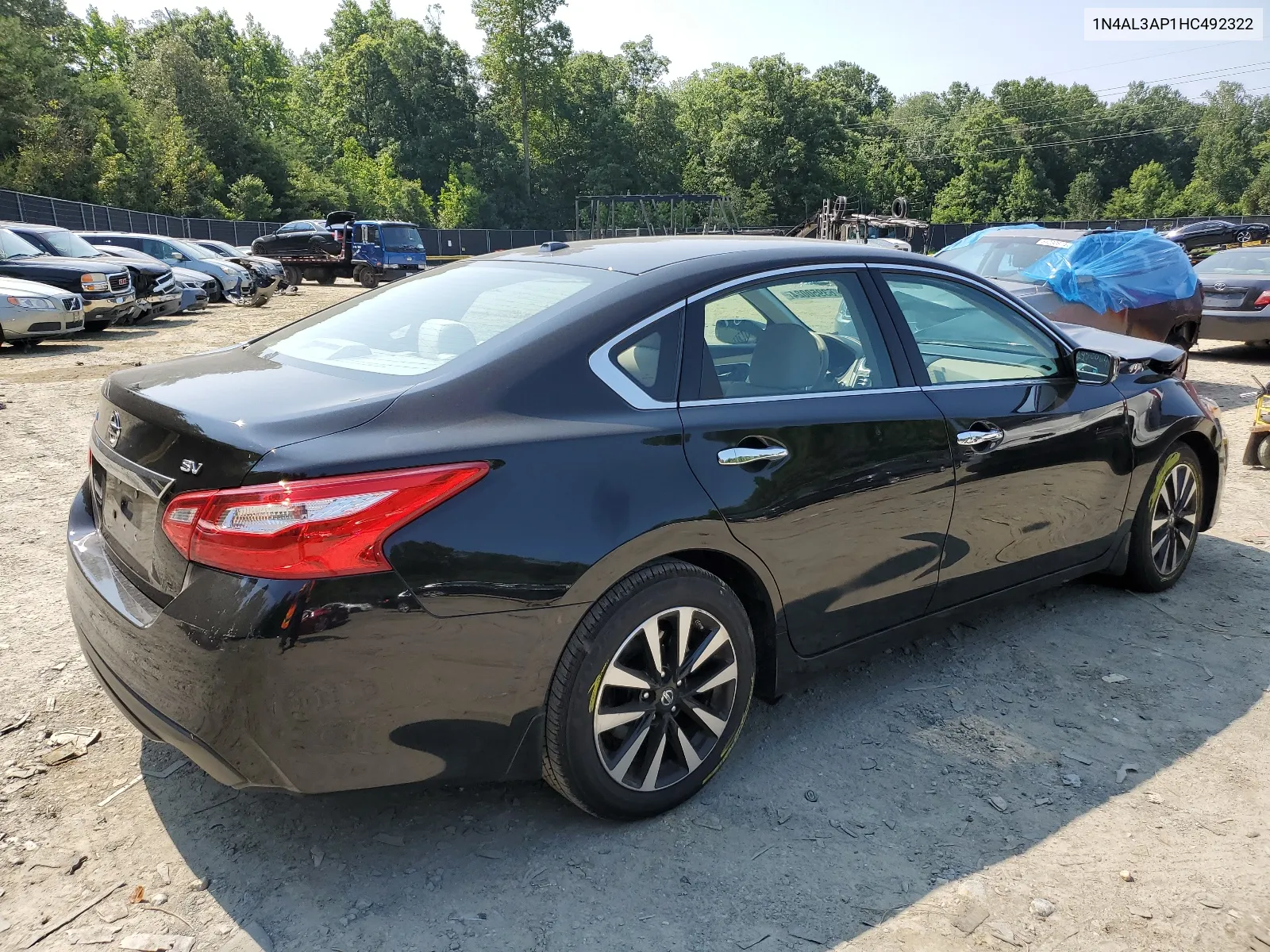 1N4AL3AP1HC492322 2017 Nissan Altima 2.5