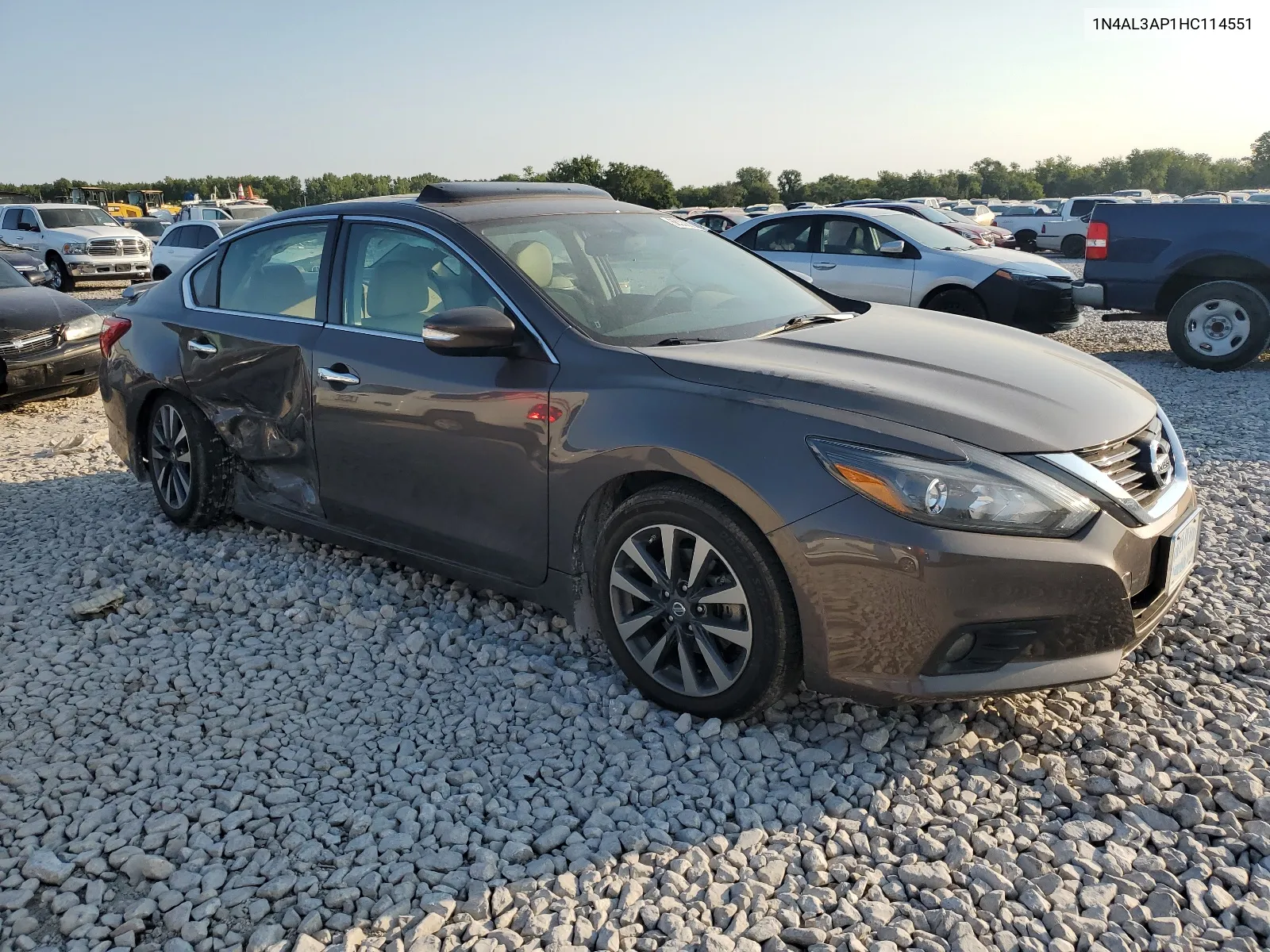 2017 Nissan Altima 2.5 VIN: 1N4AL3AP1HC114551 Lot: 66330014