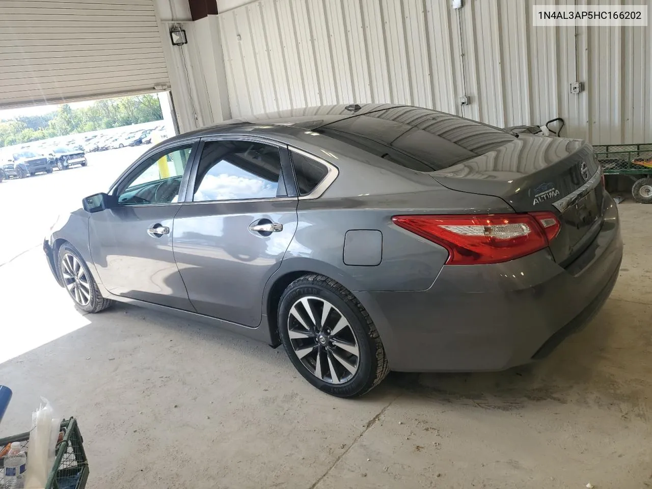 2017 Nissan Altima 2.5 VIN: 1N4AL3AP5HC166202 Lot: 66348844