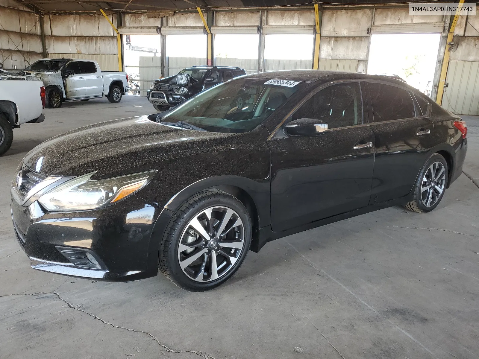 2017 Nissan Altima 2.5 VIN: 1N4AL3AP0HN317743 Lot: 66605844