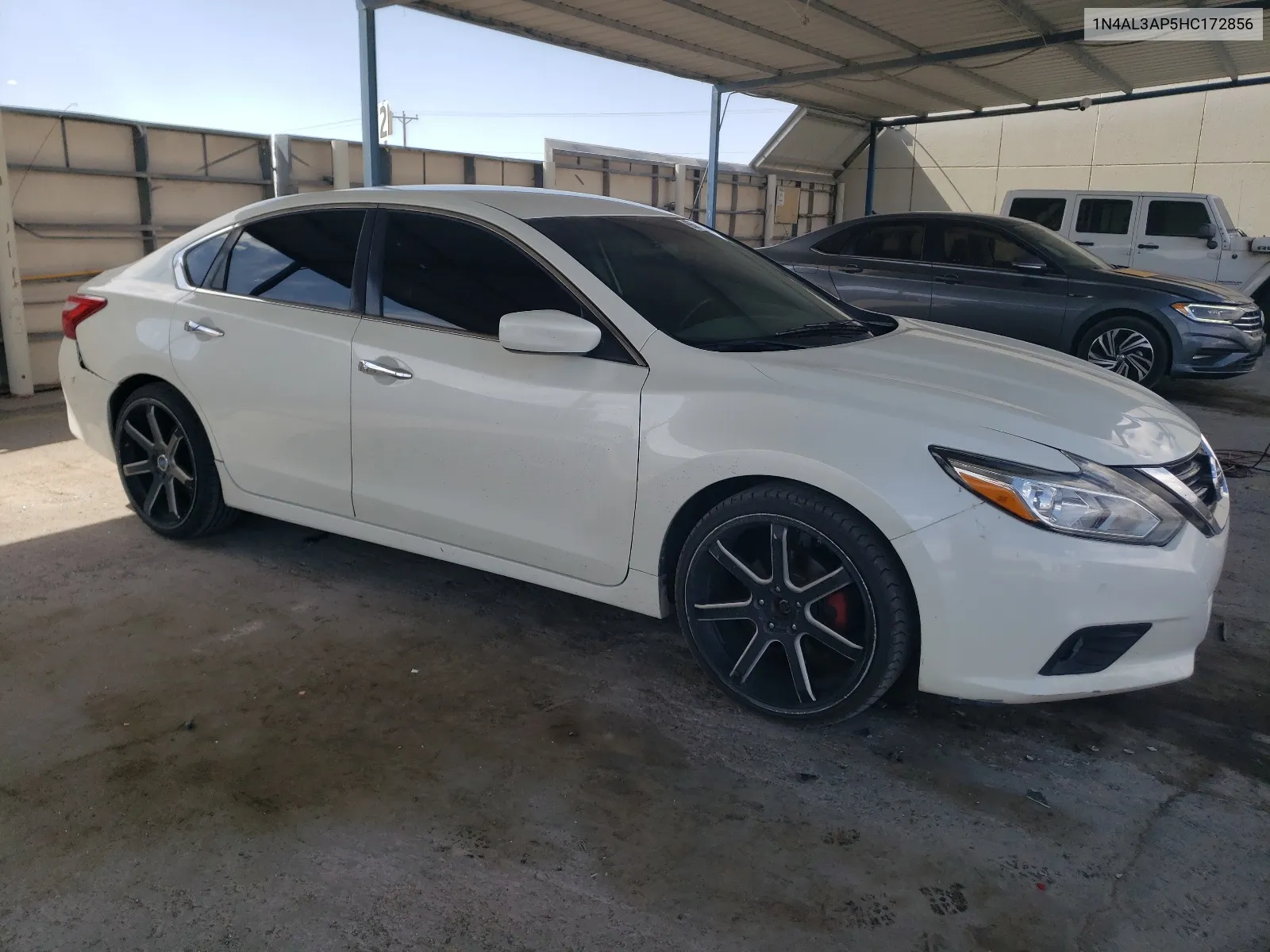 1N4AL3AP5HC172856 2017 Nissan Altima 2.5