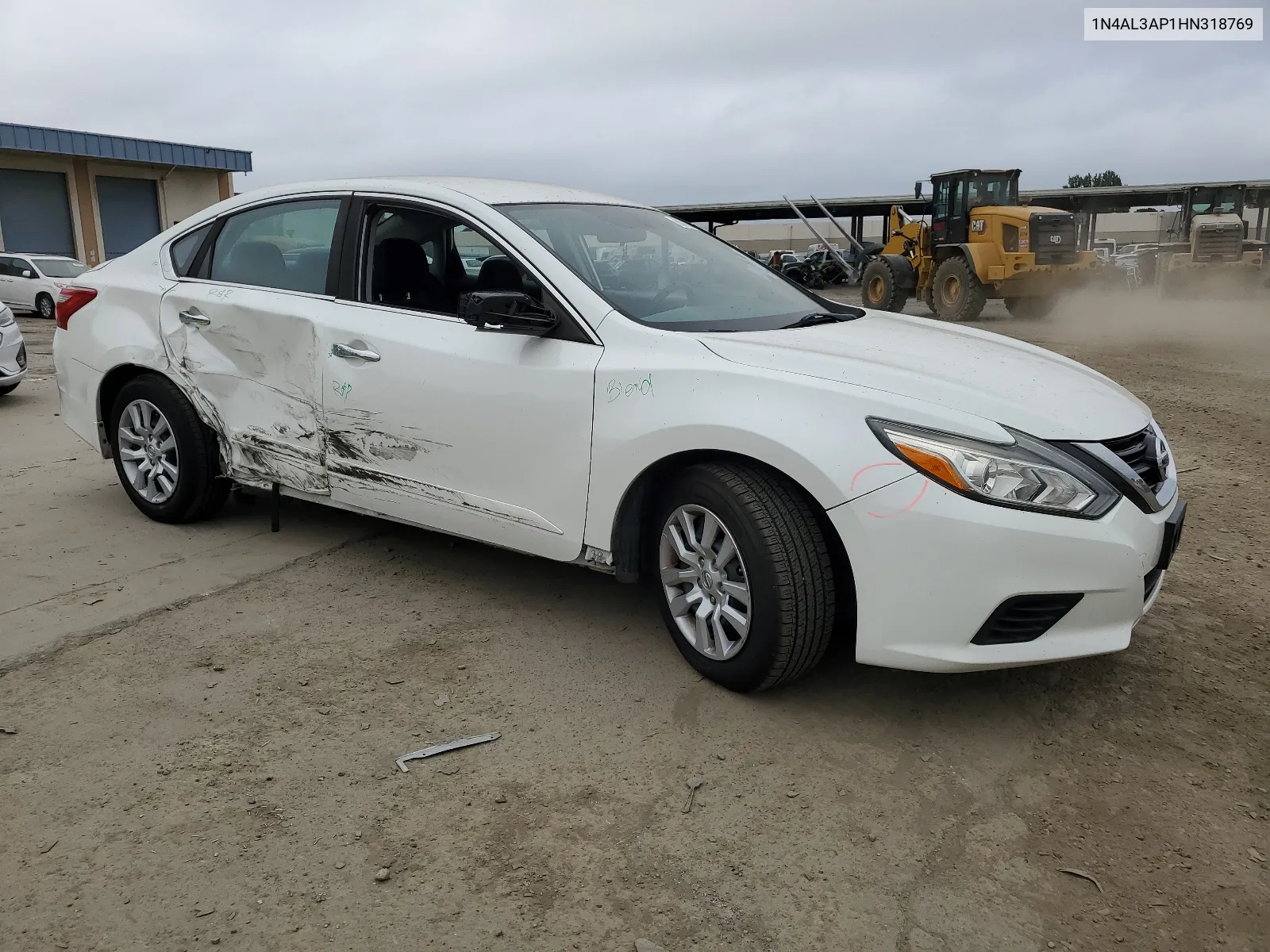 2017 Nissan Altima 2.5 VIN: 1N4AL3AP1HN318769 Lot: 66773514