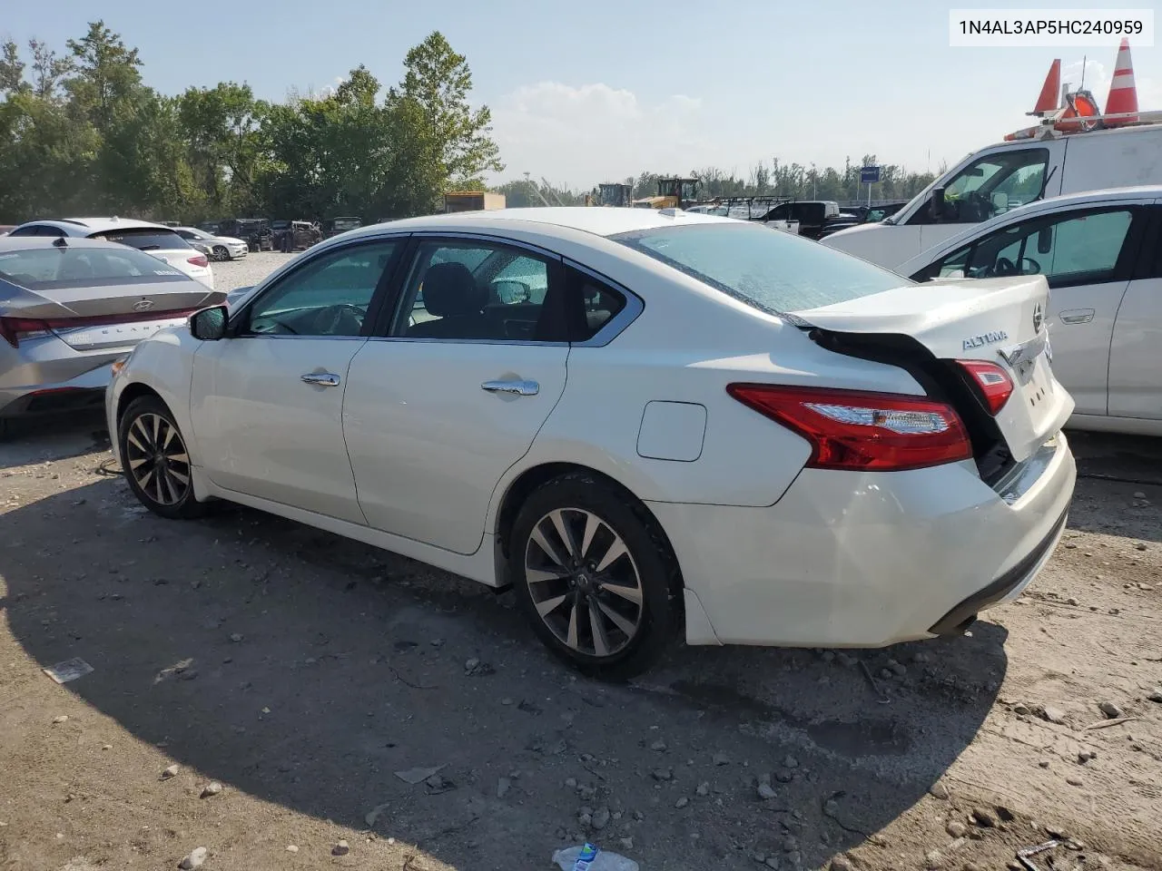 2017 Nissan Altima 2.5 VIN: 1N4AL3AP5HC240959 Lot: 69050254