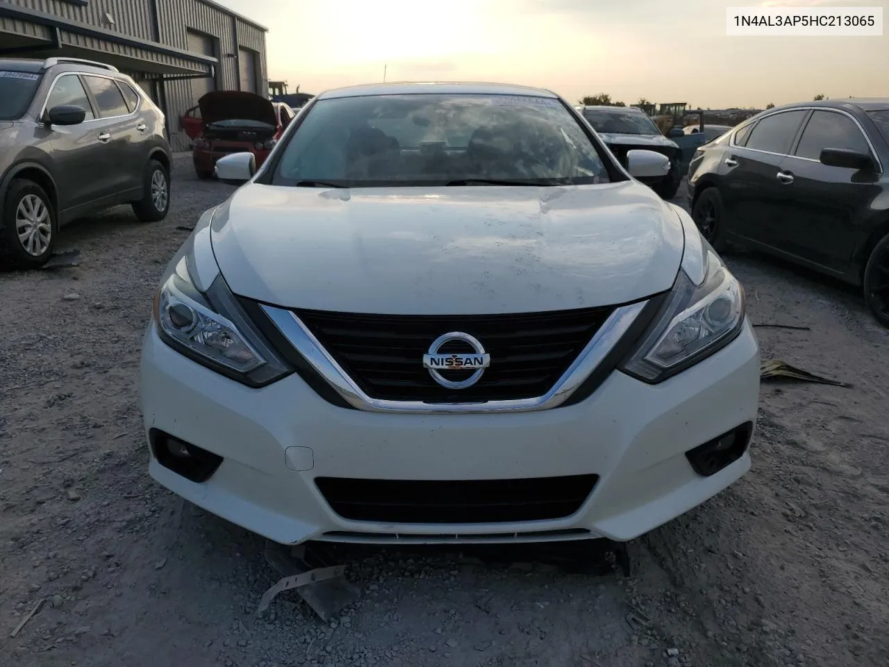 2017 Nissan Altima 2.5 VIN: 1N4AL3AP5HC213065 Lot: 69265544