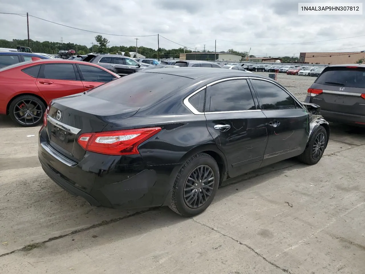 1N4AL3AP9HN307812 2017 Nissan Altima 2.5